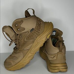 Hoka Men's Tan Athletic Shoes